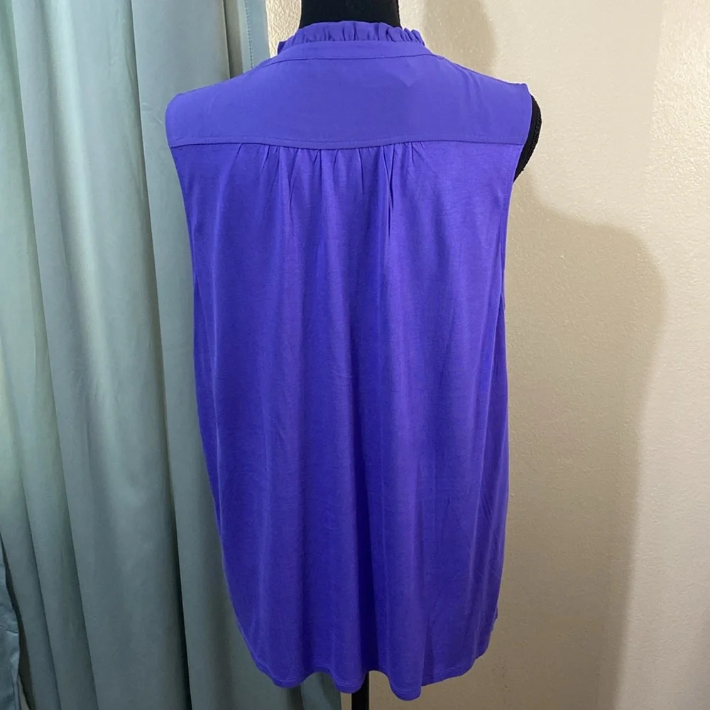 Loft lace trim mixed media sleeveless shell - Picture 4 of 7